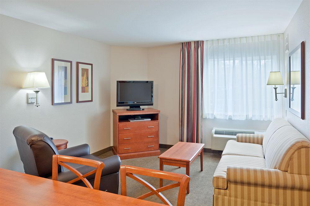 Candlewood Suites Oak Harbor, An Ihg Hotel Kamer foto