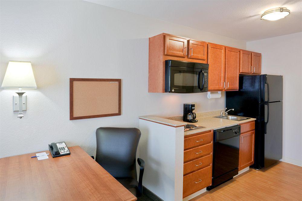 Candlewood Suites Oak Harbor, An Ihg Hotel Kamer foto